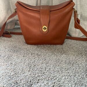 Vintage Coach 9948 brown leather crossbody bag